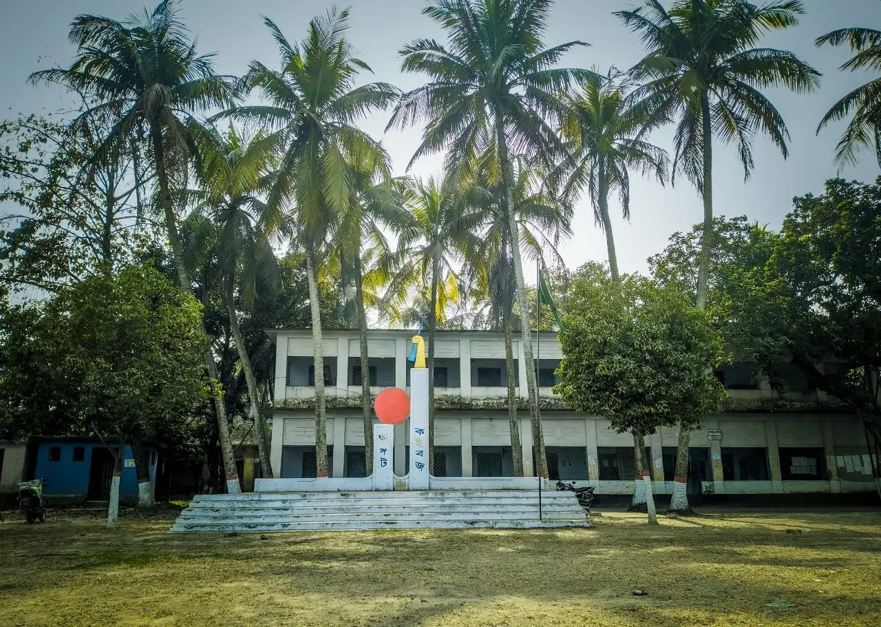 R.B Govt. High School campus